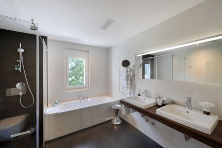 Spacious bathroom in a Superior Junior Suite at the Hotel du Nord in Interlaken Switzerland